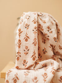 Muslin / Heirloom Bloom