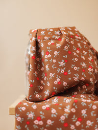 Cotton Poplin / Walnut Rose Petals