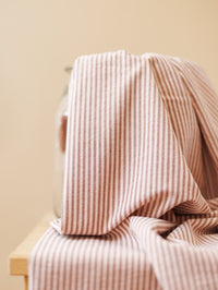 Cotton Seersucker - Thin stripes / Blush + Brown