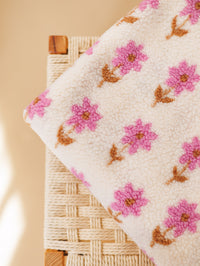 Teddy / Pink Daisies