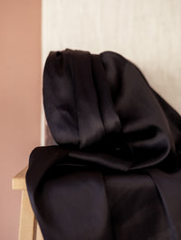 Viscose satin / Black