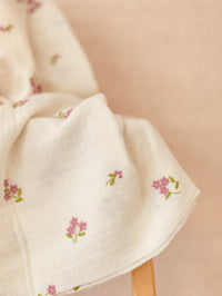 Natural Muslin / Embroidered flowers - Rose
