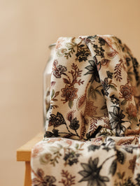 Linen Jersey / Dark Floral