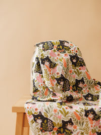 Cotton Poplin / Black Cats & Flowers